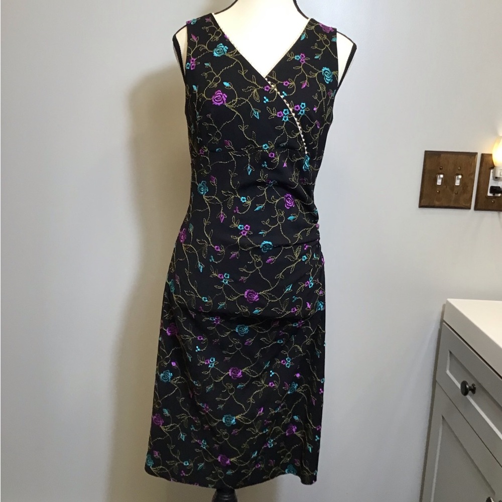Vintage 90s Nicole Miller Floral Midi Embroidered Lace V-Neck Black Dress Size 8 - Picture 16 of 16